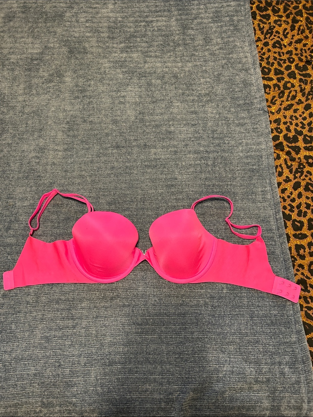 Victoria's Secret Neon Pink Molded T-Shirt Bra